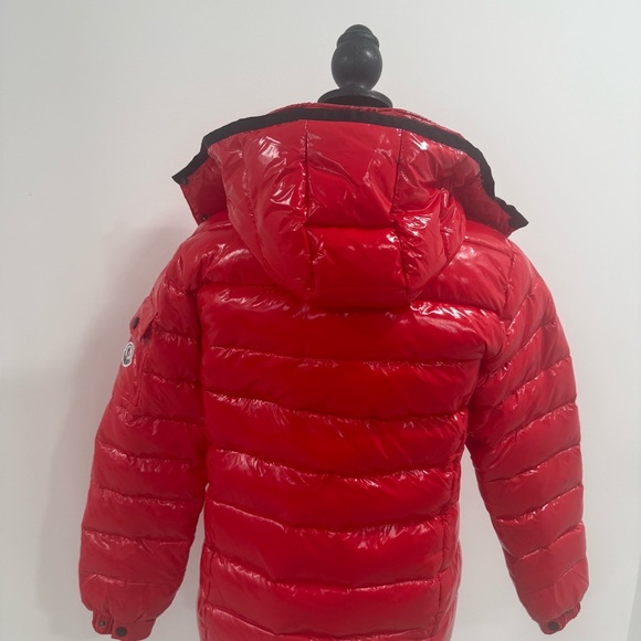 Moncler Women’s Bright Red Shiny Puffer Coat - Picture 5 of 9